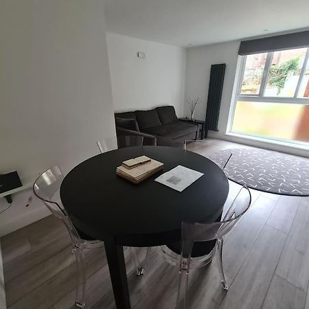 Luton Town Centre Executive Apartment Ngoại thất bức ảnh